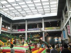 -蒙特利亲子乐园