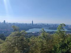 -紫金山山顶公园