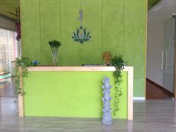 -一花一叶瑜伽生活馆