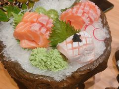 三文鱼腩-吟松日式料理(莘庄店)