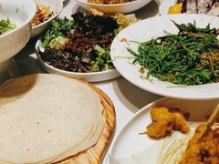 -小桃红·东北菜·春饼烤鸭(南阳湖街店)