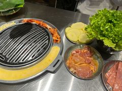 -猪掌柜韩国烤肉(六折店)