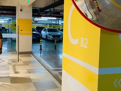 -漕河泾印象城-停车场