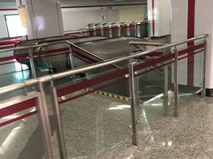 -上海游泳馆(地铁站)