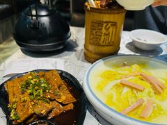 -红辣椒·川菜·火锅(张杨路店)