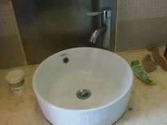 -莫泰酒店(上海市北工业园区江场西路店)