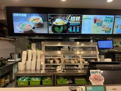 -老乡鸡(武汉中南梅苑小区地铁站店)