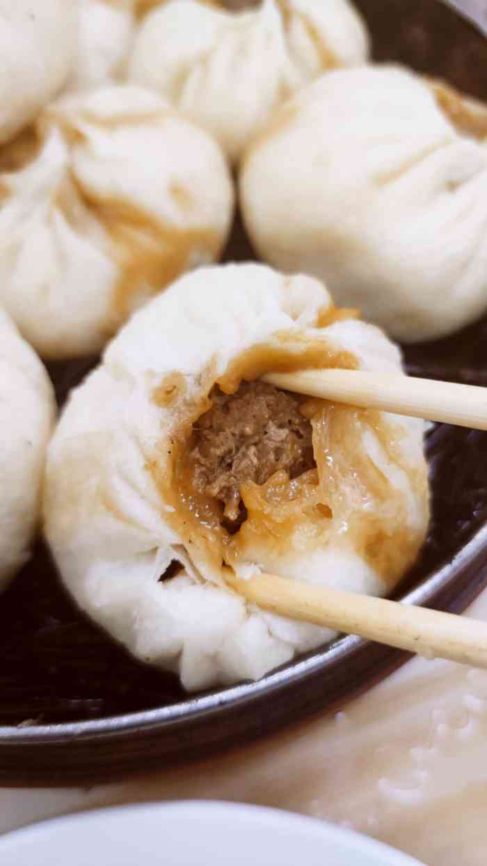 松枝包子-"20一屉8个包子确实不便宜味道嘛,一."-大众点评移动版