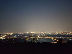 -鬼笑石后山停车场