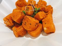 黑松露脆皮豆腐粒-桂满陇·杭州小馆(巴黎春天浦建店)