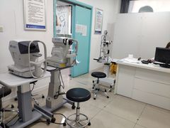 -上海大学附属上海和平眼科医院