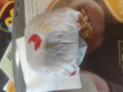 -麦当劳(杨林得来速店)