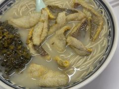 -明呈黄鱼面馆(斜土路店)