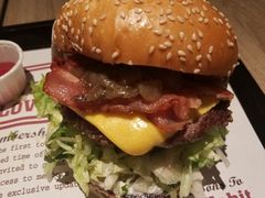 -The Habit Burger Grill 哈比特汉堡(复兴soho店)