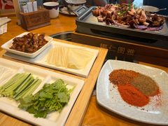 -娜仁图雅蒙古美食村(33小镇店)