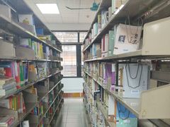 -荔湾区图书馆(周门馆)