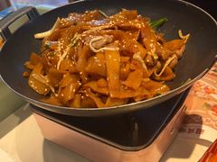 干炒牛河-避风塘·老港味餐厅(虹口龙之梦店)