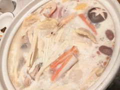 -三人行骨头王火锅(长寿店)