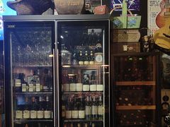 -SISTERS BAR RESTAURANT川意酒馆(嘉善老市H楼店)