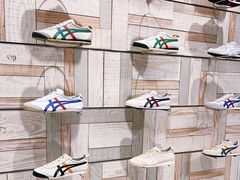-Onitsuka Tiger(港汇恒隆广场店)