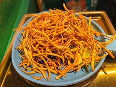 -粤小煲鲜汤猪肚鸡(丹尼斯二天地店)