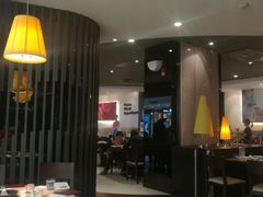 大堂-必胜客(百联又一城店)