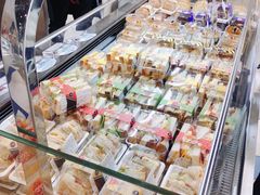 -85度C(生甜甜圈研究工坊·上海平凉店)