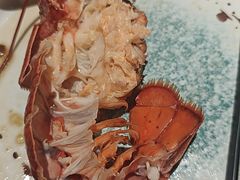 -雍容荟帝王蟹活龙虾展台自助(IFS黑金店)