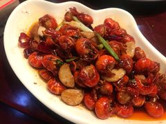 -霄汉牛三鲜湖北砂锅菜(万松园2店)