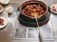 -胡须佬鸡煲四季火锅店(石厦西村直营店)