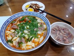 -天发芽·何记葫芦头泡馍·传统小吃(报恩寺街店)