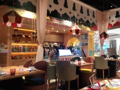-莫莉哇咔亲子餐厅(乐堤港店)