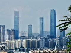 -永恒朗悦酒店(广西大学地铁站大学东路万达广场店)