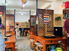 大堂-老姐石板烧烤+铜炭火锅(总店)