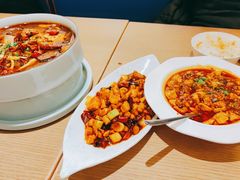 -渝信川菜 · 川味家常菜(财富购物中心店)
