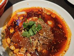 -万重锦·人文川菜馆(骡马市店)