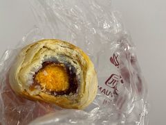 豆沙蛋黄酥-闻酥园(大慈寺店)
