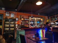 -SISTERS BAR RESTAURANT川意酒馆(嘉善老市H楼店)