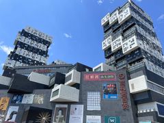 -资和信百货商场
