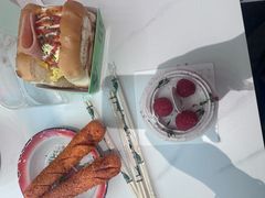 -山与蓝·轻糖鲜果蛋糕(勒泰店)