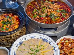 -万重锦·人文川菜馆(骡马市店)