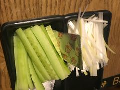 -三人行骨头王火锅(长寿店)