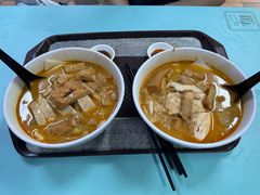 -亚王咖喱鸡米粉面