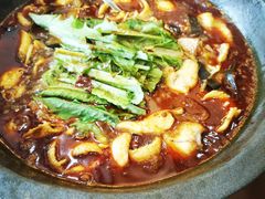 -都江堰石锅鱼