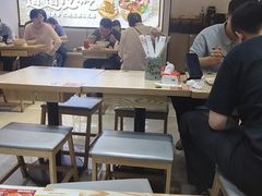 -魔都三兄弟酸辣粉·蘸卤炸串(虹桥万科店)