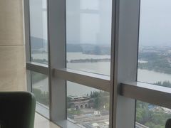 -湖景知味西餐厅•自助餐• 轻食(南京金茂威斯汀大酒店)