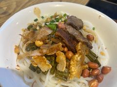 -牛八宝桂林米粉(八里庄店)