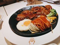 -汤姆家的牛排意面披萨(融创茂店)