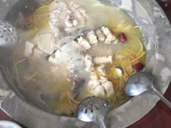 -姚记抚仙湖野生菌石锅鱼庄
