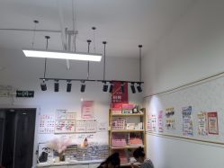 -尤米一站式美甲美睫